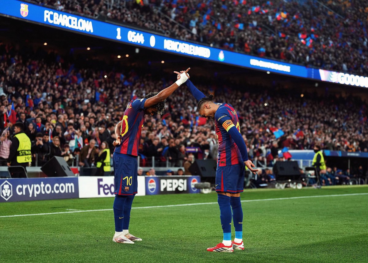 wolf du soleil éternel tweet media