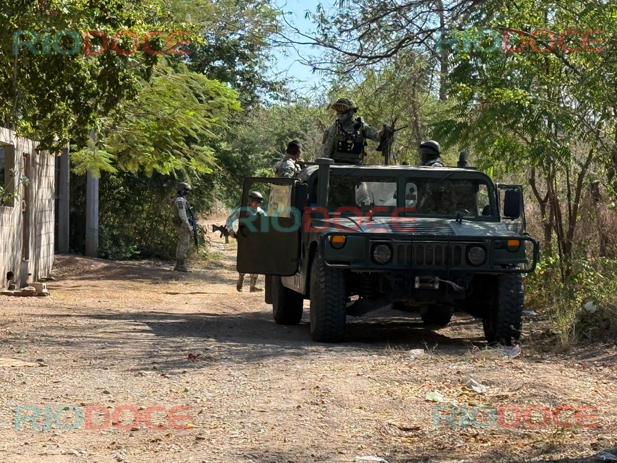 Riodoce_mx's tweet image. Reportan seis #explosiones en La #Limita en #Culiacán; Ejército dice que fueron detonaciones controladas.
acortar.link/8qyMkc