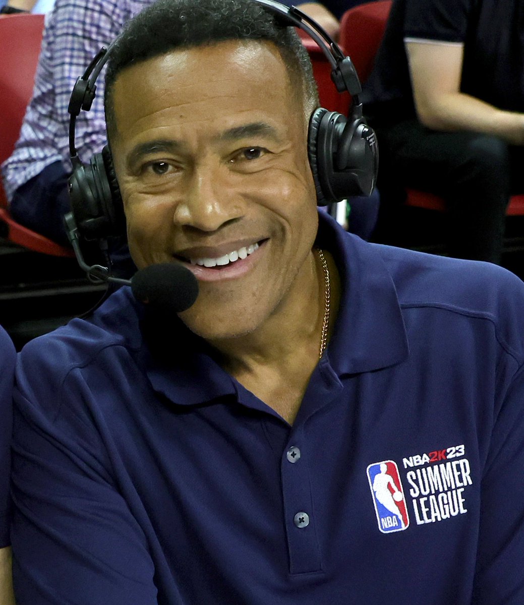 D14335768's tweet image. Iconic NBA broadcaster Mark Jones will call his final NBA game for ESPN this Sunday after 35 years with the network 
 nyourfacetelevision.blogspot.com/2026/04/iconic…