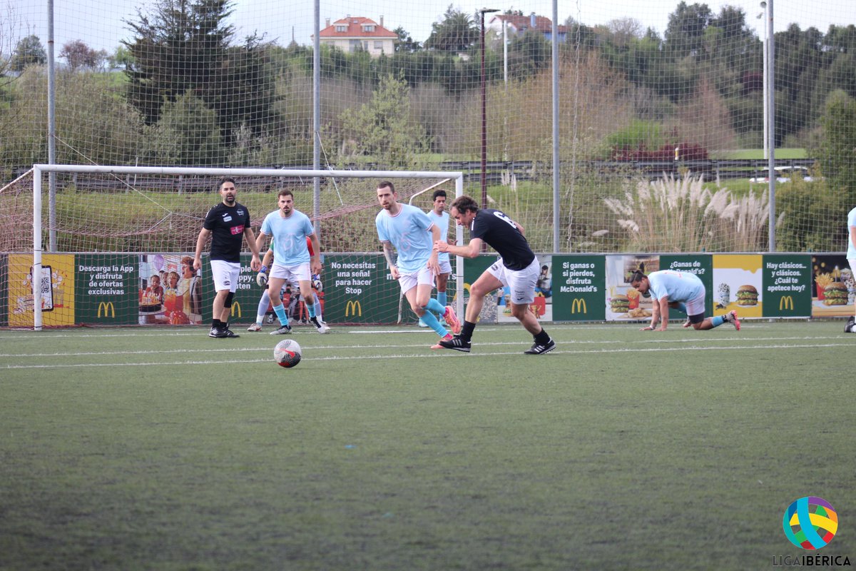 CRÓNICA JORNADA 15 ⚽️🏆

"FISIOTERAPIA L'ARENA AVISA"

El conjunto de la Liga Bronce firmó una actuación contundente ante Latin United, consolidando su candidatura al título a falta de tres jornadas para el final.

Noticia Web 👉 goo.su/iUxz5sa

#LaDeSiempre