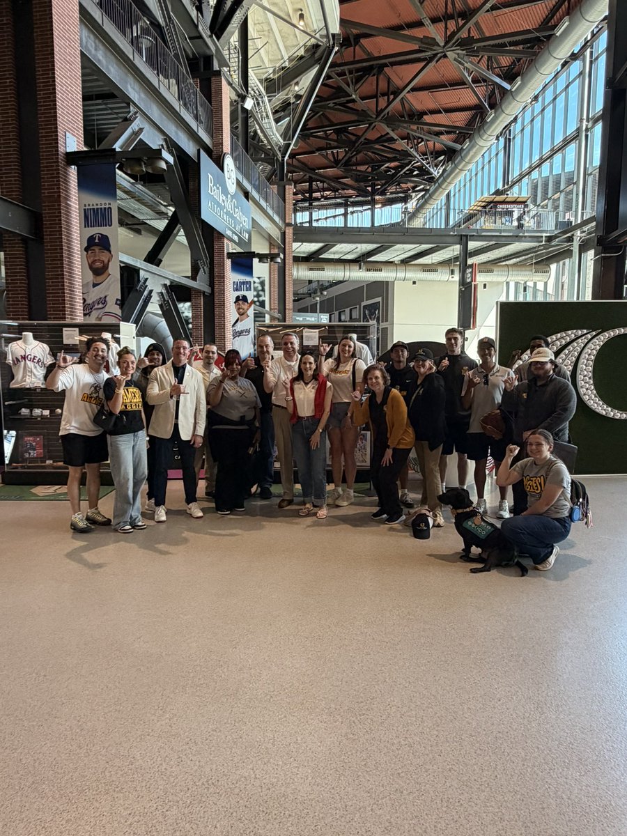 CUinBusiness's tweet photo. Great day in Arlington, TX with President Shane Hunt’s Sports Marketing class watching the Rangers vs. Mariners.
Appreciate CU alum Nick Richardson for the tour, presentation, and insights.
#SportsBiz #ExperientialLearning #CollegeLife #StudentExperience #cuinbusiness https://t.co/mtrn67VkCV
