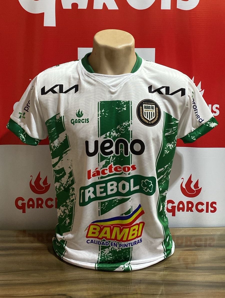 Once Titanes tweet media