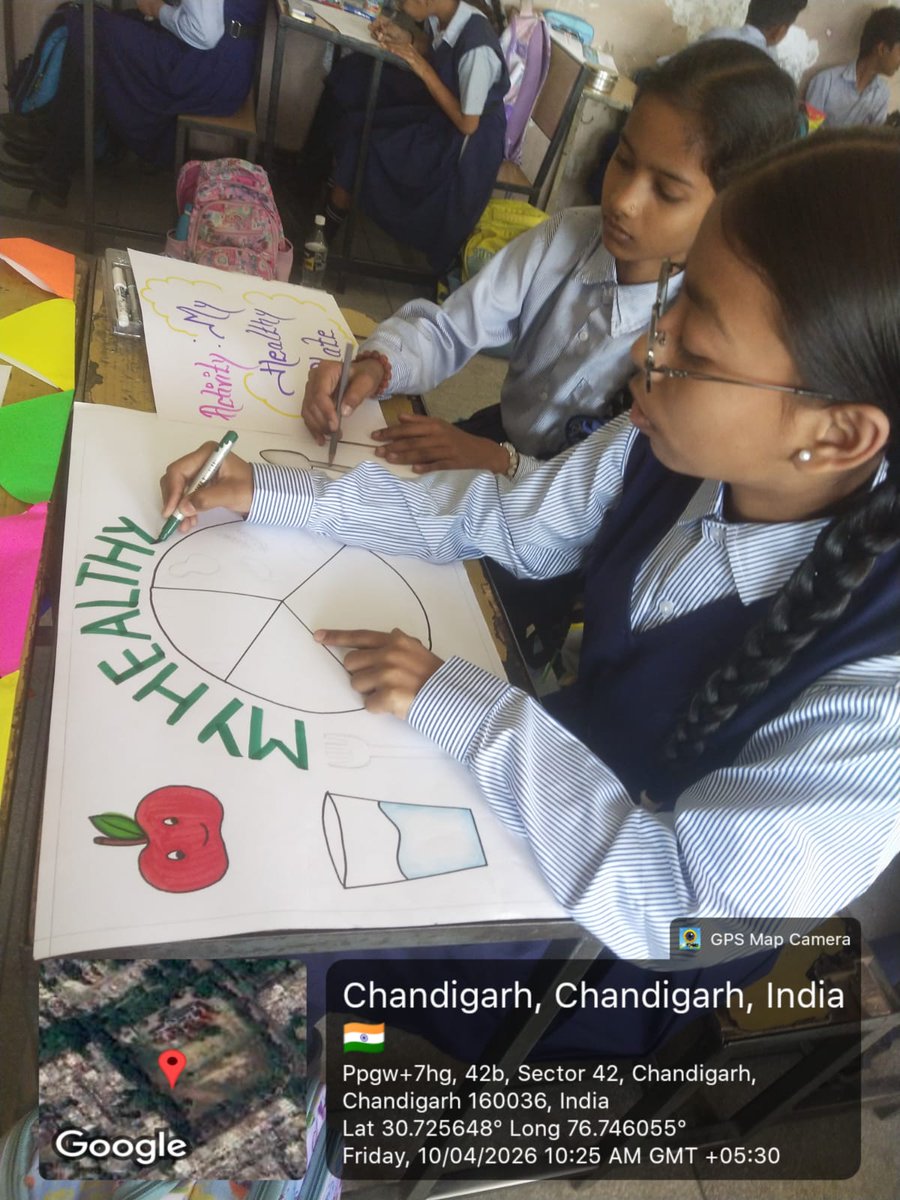 gmhs42's tweet photo. Activities under #PoshanPakhwada were successfully conducted
Pledge on healthy eating
Session on nutrition &amp; balanced diet
My Healthy Plate chart making
Organized with support of Miss Shivani &amp; Miss Kuldeep under guidance of Head Ma’am Navdeep Kaur. 
@SchoolEduChd 
@MoHFW_INDIA https://t.co/jBVQZZ4250