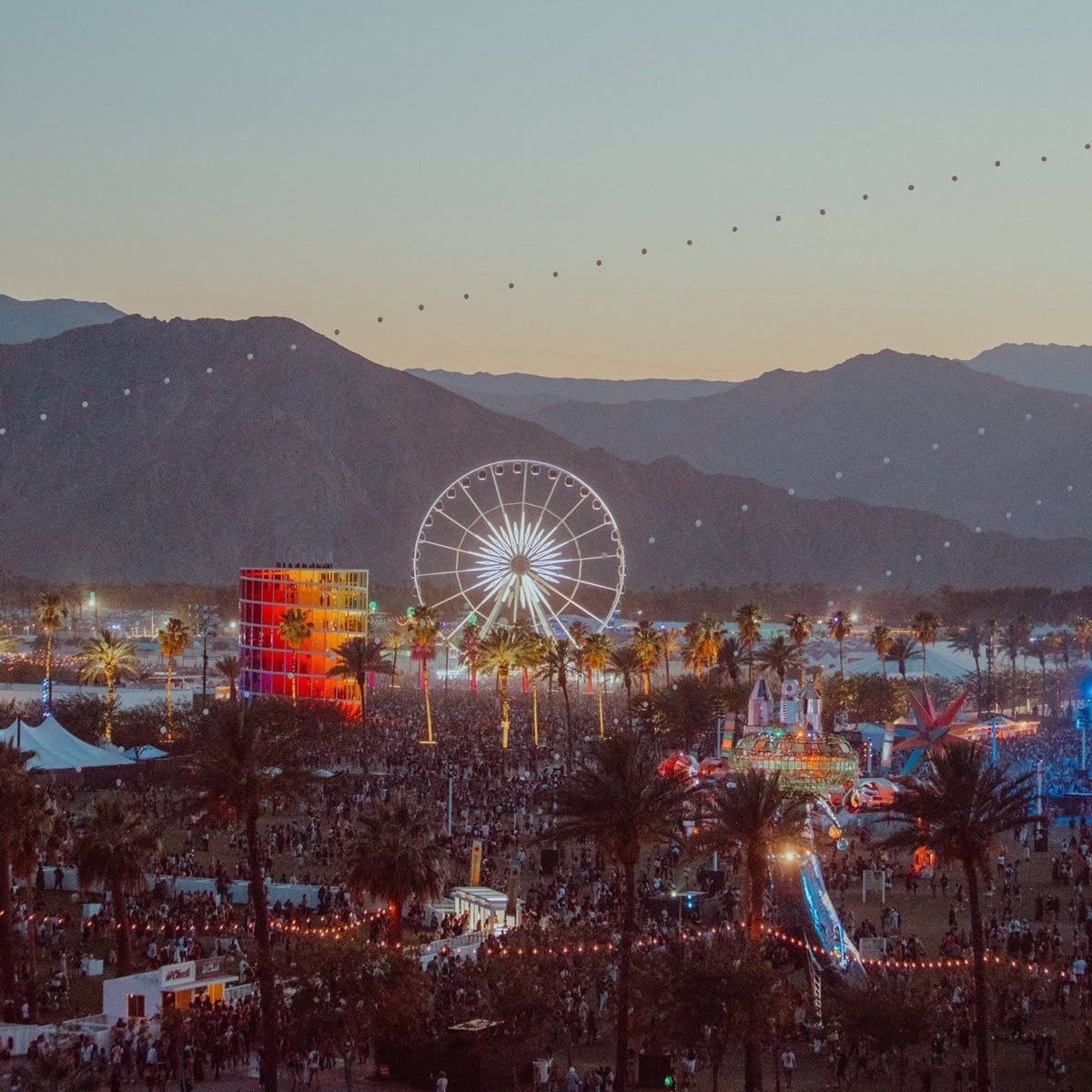 Justin Bieber Charts tweet media