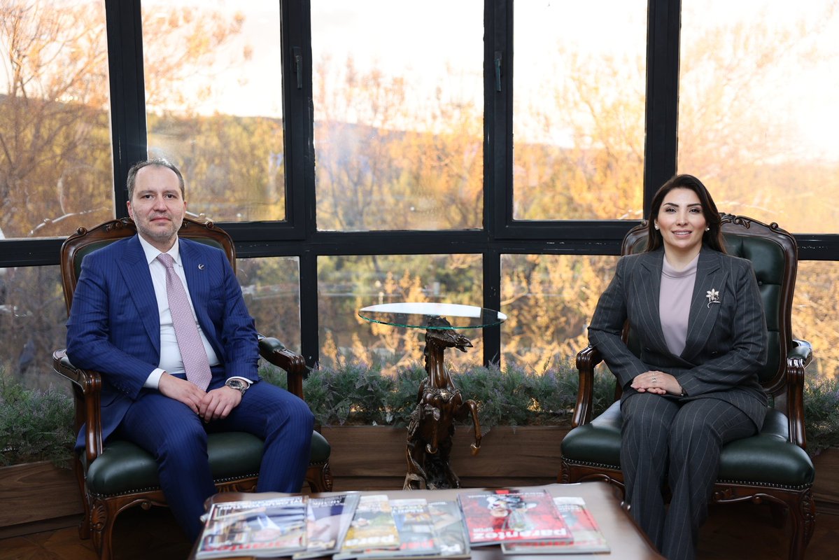 Meral AY 🇹🇷 tweet media