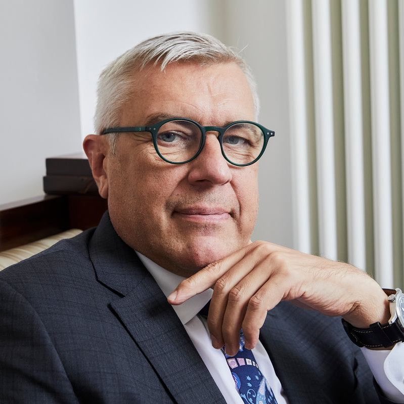 chrzanik tweet media