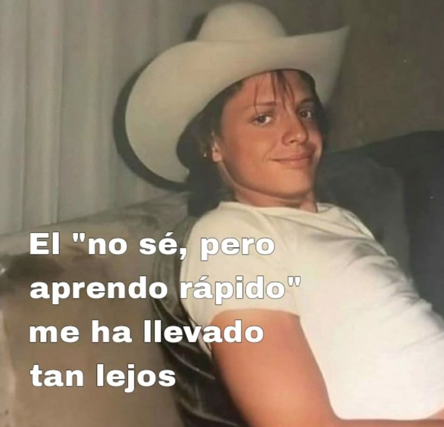 NavarNaty's tweet photo. Ni debería de estar viva jajajaja XD https://t.co/YK9Z3znsyA