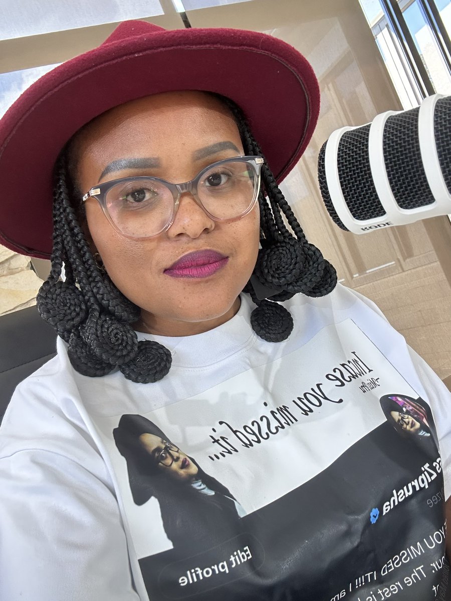 Miss Ziprusha tweet media