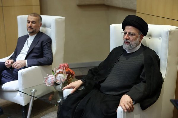 کاش بودین تا خیال همه راحت بود.