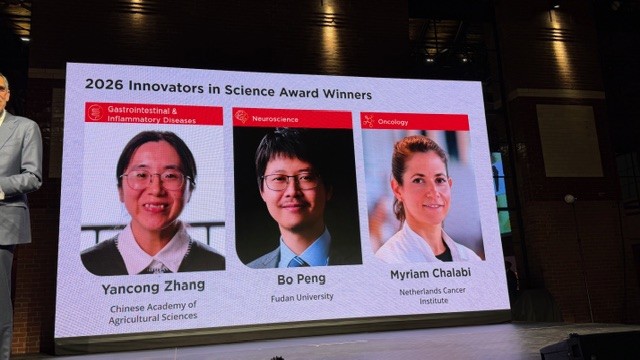 DrChoueiri's tweet image. Very proud to celebrate this year’s Grand Prize winner of the Innovators in Science Award with @SpringerNature  and @TakedaPharma. This year's theme was around bold thinking where #science can change human health. 

Even more proud to see my good friend Dr. @MyriamChalabi from