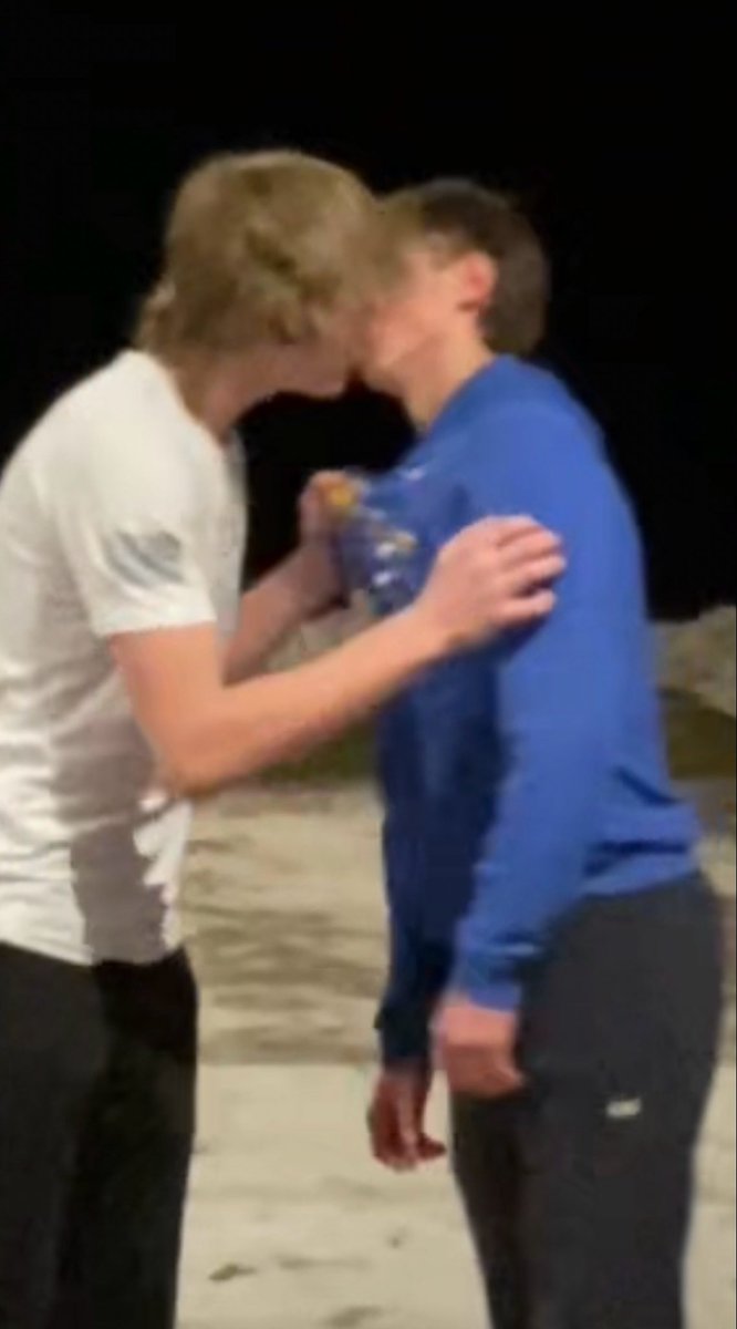 Dart Daddies tweet media