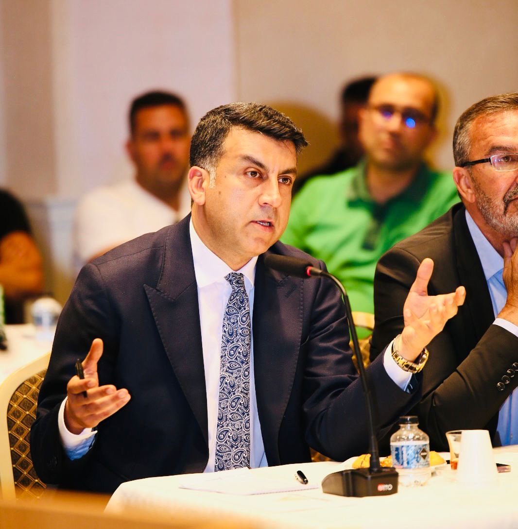 Zaza Dili ve Kültürünü Yaşatma Derneği Genel Başkan Yardımcılığı görevine getirilen kıymetli kardeşim ve değerli dostum Mustafa KORKUTATA’yı en içten dileklerimle tebrik ediyorum.
Kültürümüzün yaşatılması, dilimizin korunması ve gelecek nesillere aktarılması adına üstleneceği bu