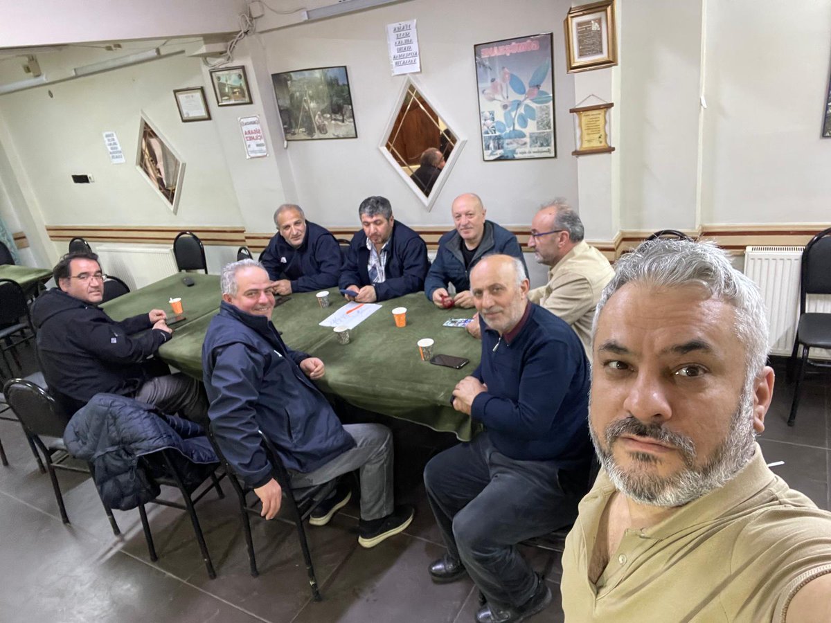 Fatih mahalle başkanı <a href="/ademkk165576/">adem küçük</a>  meclis üyemiz <a href="/RGulyuz/">recep gülyüz</a>  <a href="/RTErdogan/">Recep Tayyip Erdoğan</a> <a href="/EmrullahErkus/">Emrullah ERKUŞ</a> <a href="/abdullahozdemir/">Abdullah Özdemir</a> <a href="/akpartiistanbul/">AK Parti İstanbul</a> <a href="/akparti_esenler/">AK Parti Esenler</a> <a href="/NazifeOz58/">NAZiFE öz🇹🇷</a> <a href="/oktayilmaz18/">OKTAY YILMAZ</a> <a href="/tevfikgoksu/">Mehmet Tevfik Göksu</a>