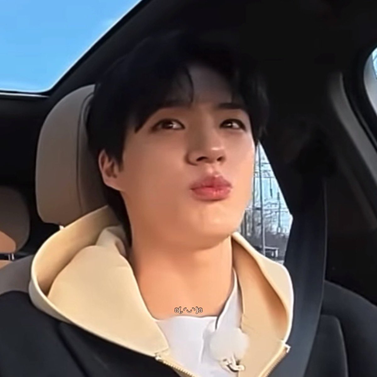 𝙮𝙤𝙪𝙧 𝙛𝙖𝙩𝙝𝙚𝙧 tweet media