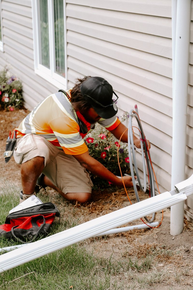 🌐 The Manitoba Fibre project is complete—more than 2,657 km of fibre optics deployed, expanding broadband access to ~53K households across Manitoba, with speeds up to 1 Gbps.

Congrats to <a href="/ValleyFiberLTD/">Valley Fiber</a> and DIF Capital Partners on this transformational project.