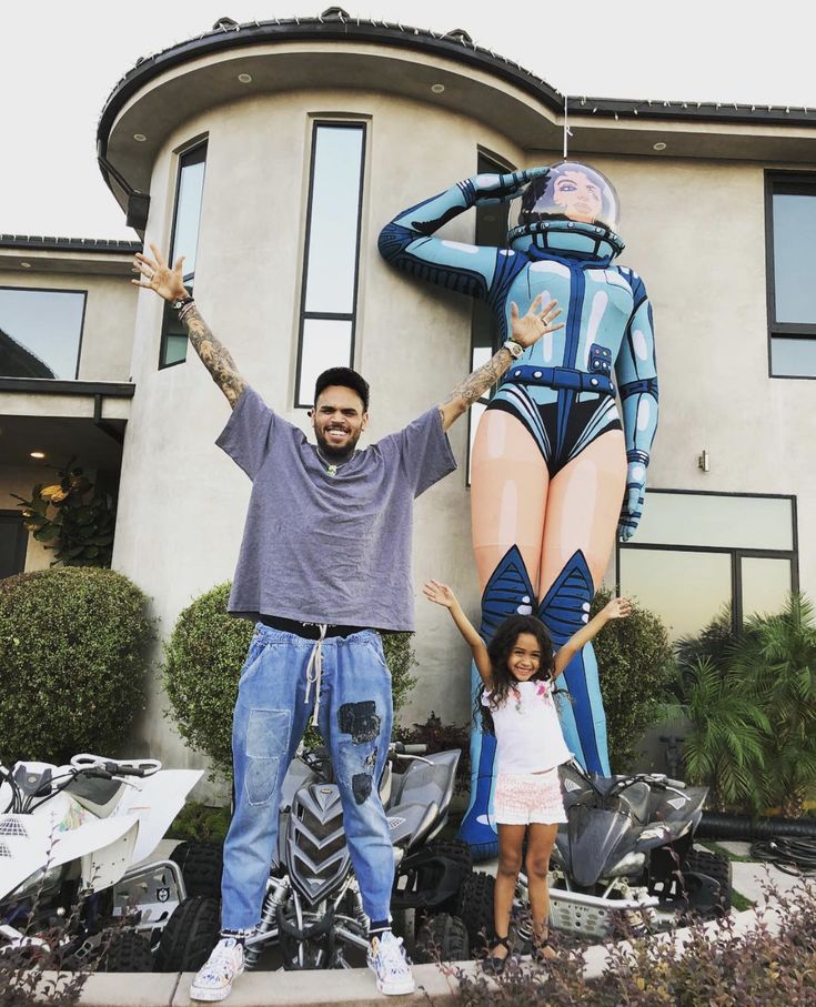 Chris Brown Origin  tweet media