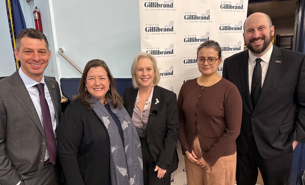 SAGAFTRANY's tweet image. #SagAftra was excited to join @SenGillibrand, @NYHTC and our union siblings for a morning celebrating labor. Congratulations to honorees Chris Erickson @LocalUnion3IBEW &amp;amp; Kereem Berry, @mapp_inc. #NewYorkIsAUnionTown