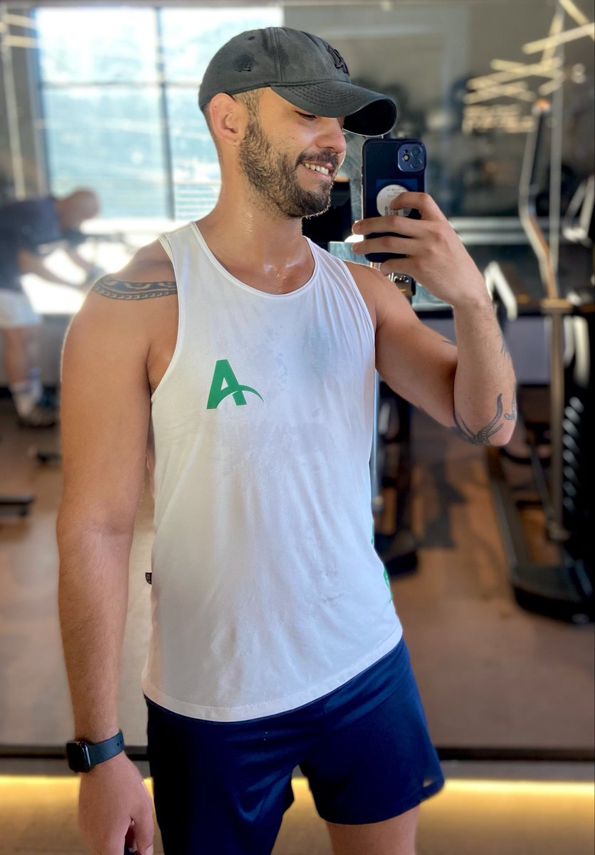 _mohn_w's tweet photo. Derretido
#gym #treino https://t.co/ELvBK6K5VC