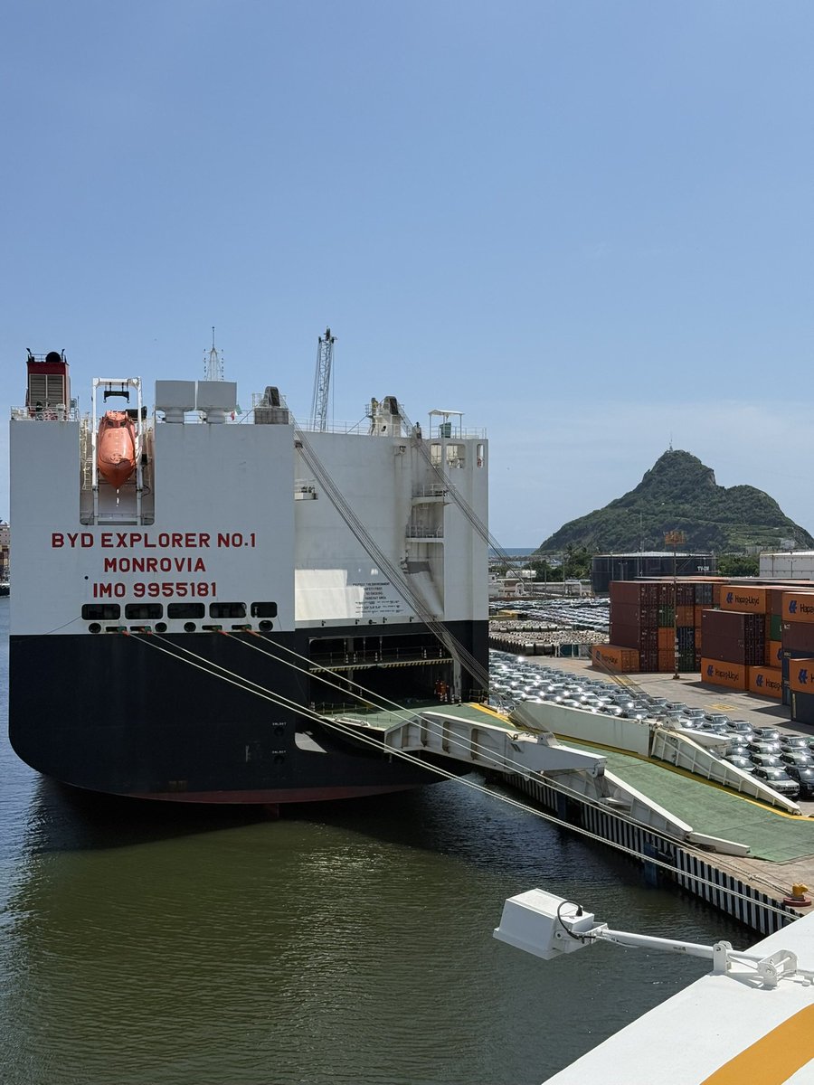 Matthew Kalenuik — e/acc tweet media