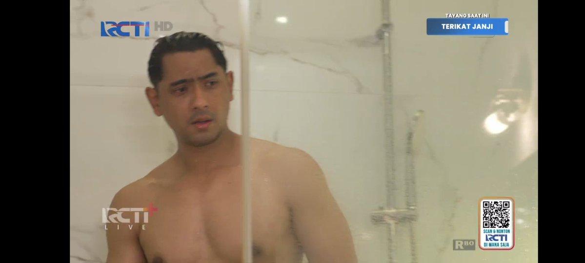 Ayutitaaa tweet media