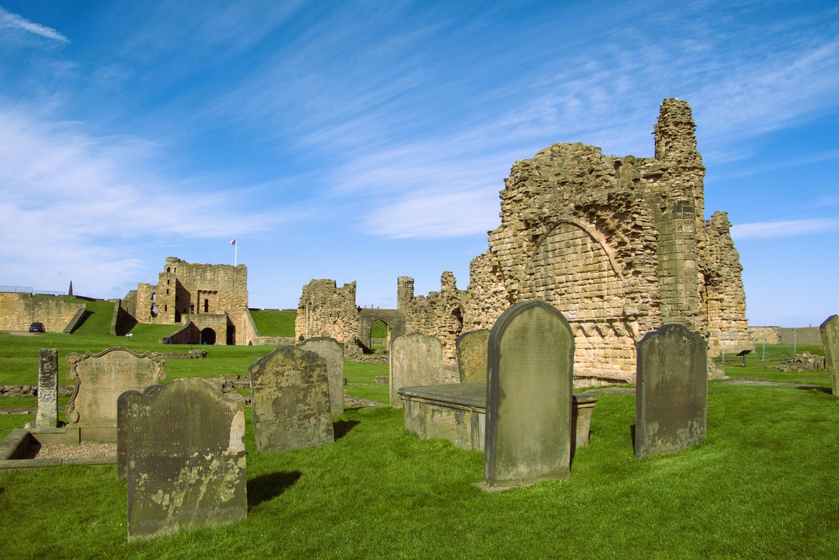 jac61941964's tweet photo. Tynemouth Priory and Castle.
#Tynemouth
#Newcastle 
#Priory 
#Castle https://t.co/gClEyyrFaC
