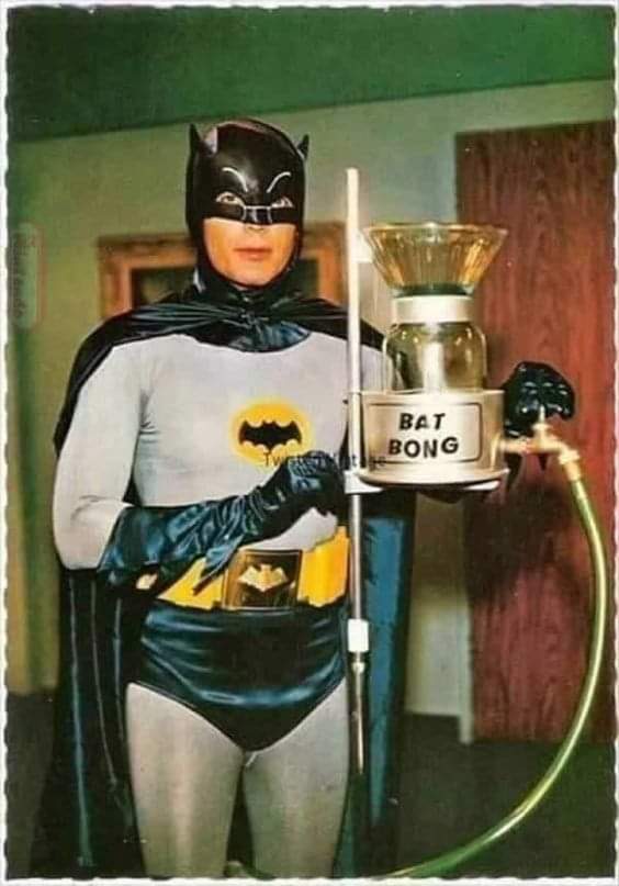 lippyent's tweet image. Well Its Friday!! Time to pull out the good stuff!!! #FunFriday 🤪!! 🖤 🦇