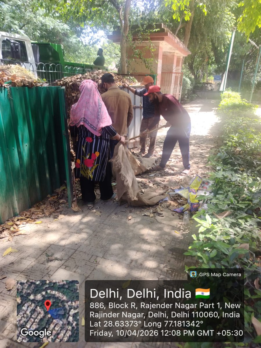 ArtiChawlaBjpRN's tweet image. न्यू राजेंद्र नगर, वार्ड 141 स्थित स्वरूप रानी पार्क में कचरा उठाने का कार्य जारी। 🧹🌿

स्वच्छ और सुव्यवस्थित पार्क के लिए निरंतर सफाई अभियान जारी है।

— डॉ. आरती चावला
निगम पार्षद, वार्ड 141, राजेंद्र नगर

#SwaroopRaniPark #NewRajendraNagar #Ward141