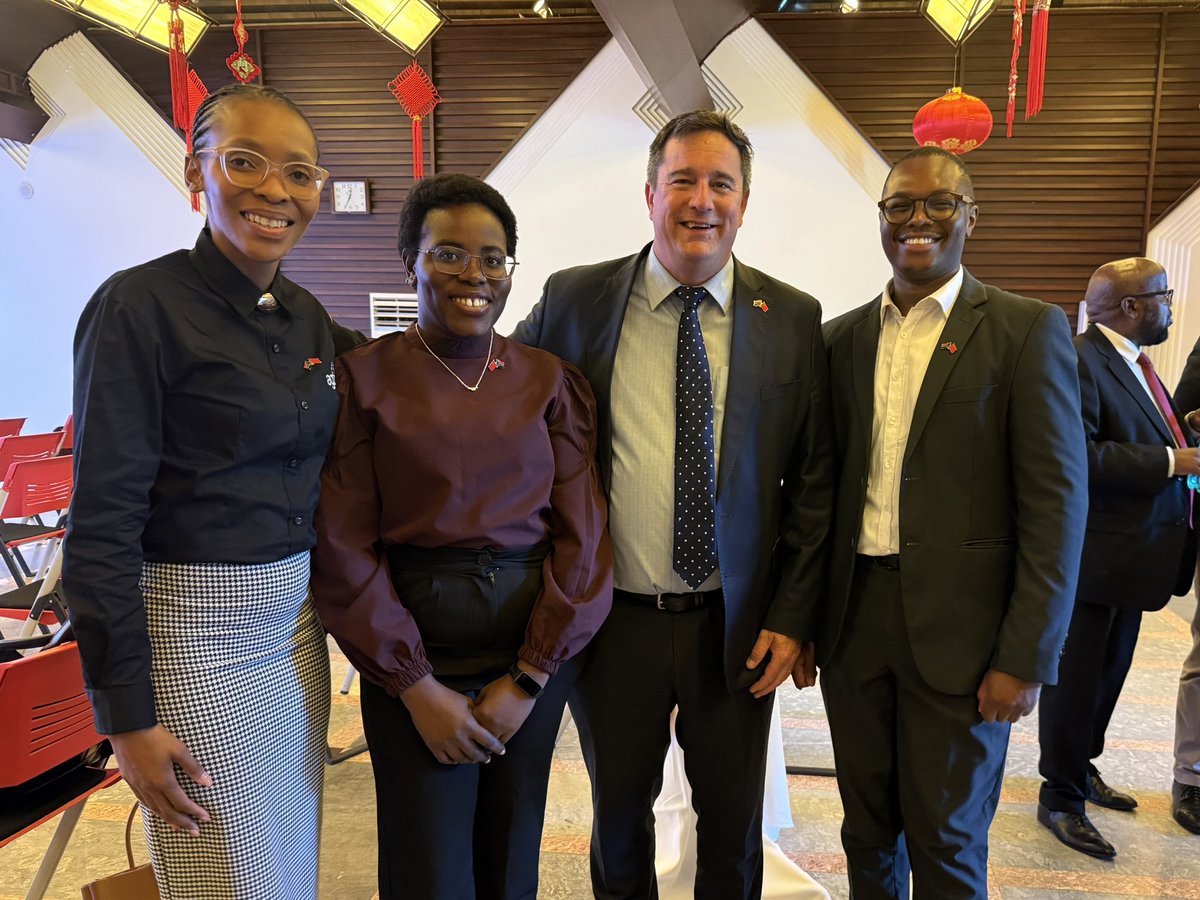 AgbizSA's tweet image. Agbiz attended the Signing Ceremony of the Supplementary Phytosanitary Requirements for the Export of South African Citrus to China on 10 April 2026 at the Embassy of the People’s Republic of China in South Africa.

#Agbiz #Agriculture #Citrus #Trade #SouthAfrica #China #Exports