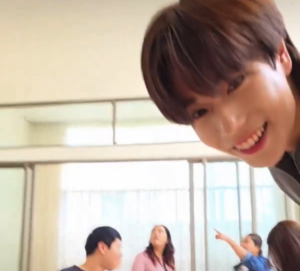 ทนายพุ tweet media