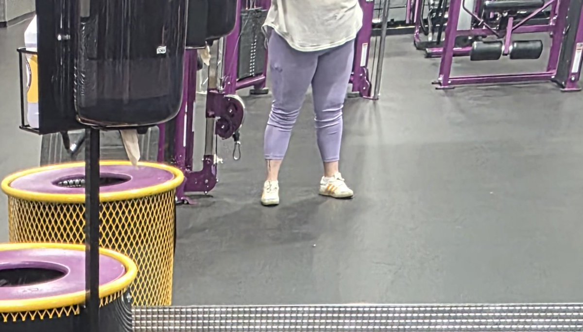 Buenos días gerenTOOL, dueño de los fines de semana y que gusto escuchar de nuevo a zam. Yo si tuve un breakup horrible porque me cuernearon y ando bien dlv, parezco payasa chillando a medio gimnasio  #ZamtastiKorno