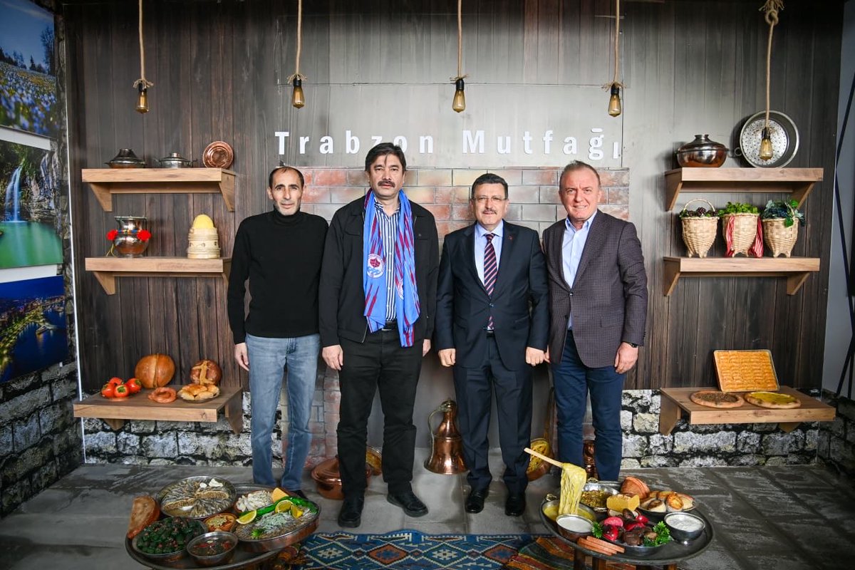 Leventusl's tweet photo. Bize de her yer Trabzon❤️💙

@ahmetmgenc 
@TrabzonBelTr 
@muammershn61 
@BemBirSen61 https://t.co/Qps8uIPXJM