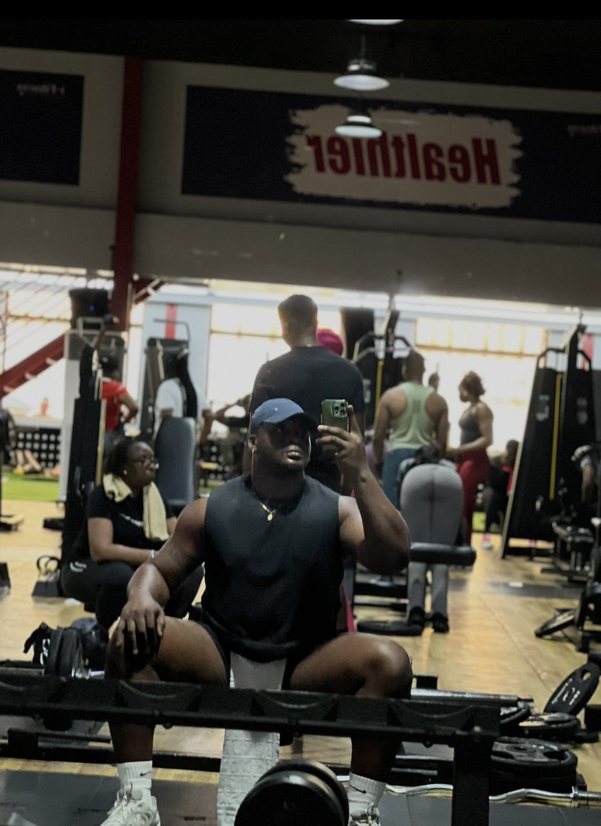 ODINAKA. El Toro. tweet media