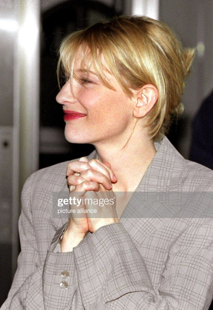 SELL* {blanchett, streep & jisoo} tweet media