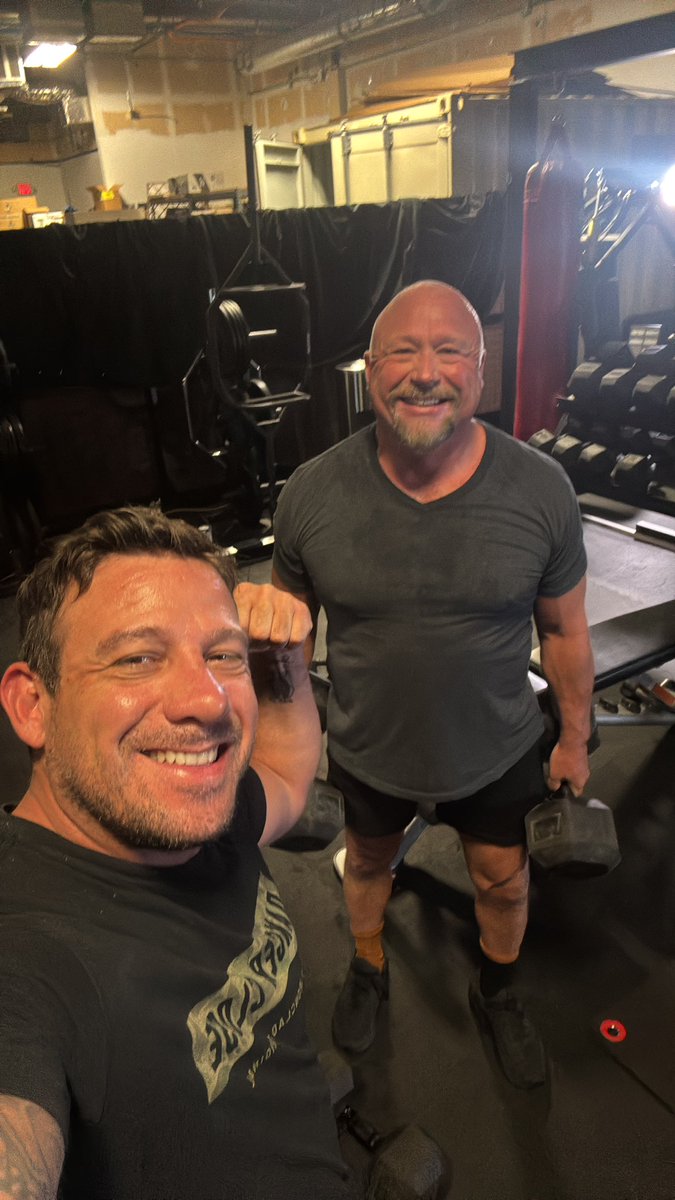 The Shawn Johnson Podcast tweet media