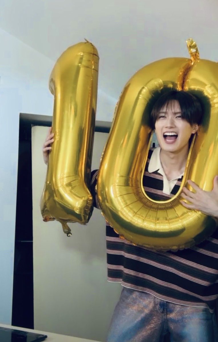 み　い tweet media