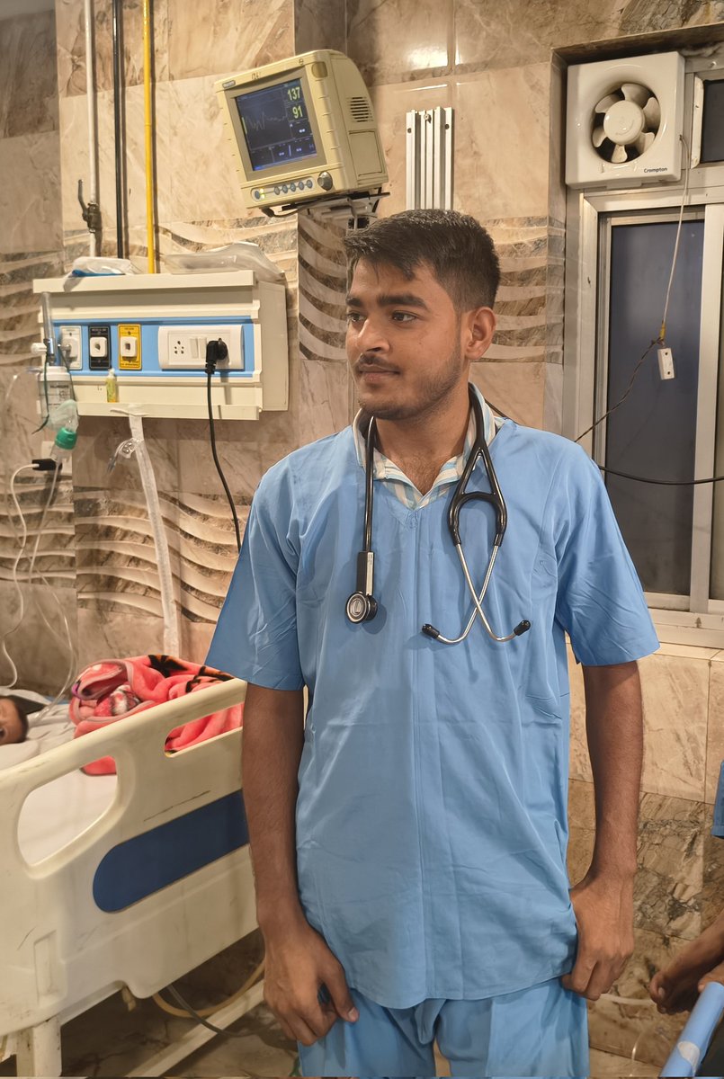 Rinku9621's tweet image. ये सोच के दानिस्ता रहा उस से बहुत दूर
मग़रूर है दरिया मुझे प्यासा न समझ ले।
#Duty