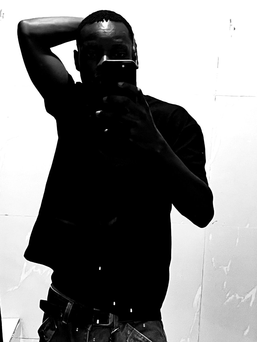 falling man tweet media