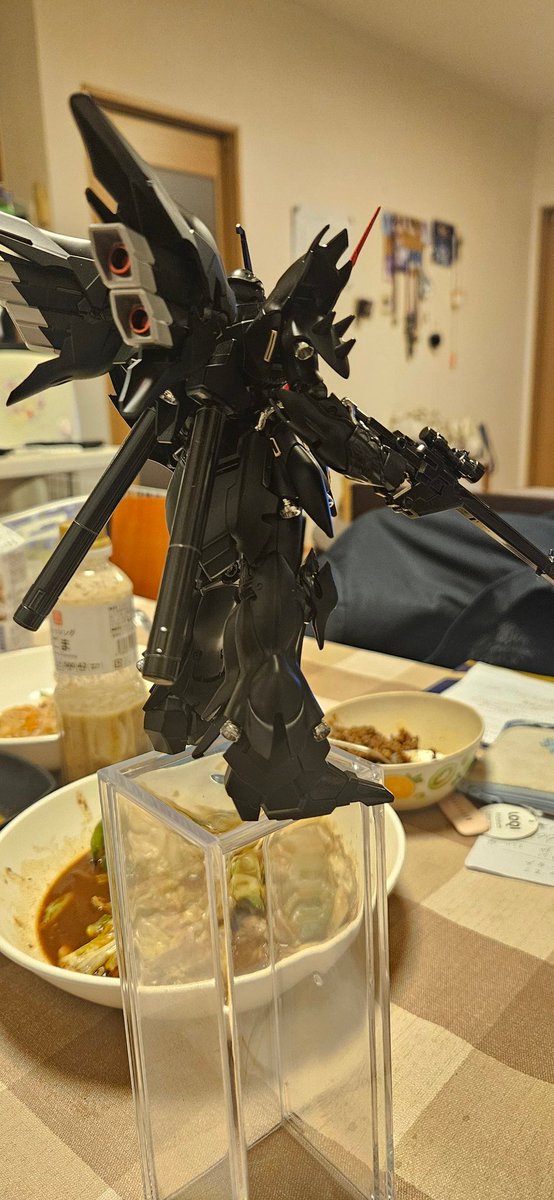 RX79_N_EFSF's tweet photo. またまたシナンジュ
今度は隠密ver.
つや消し&amp;メタリックで渋めに仕上げました。
#ガンプラ
#hguc
#シナンジュ
#色変えロマン https://t.co/6C03iCA9gi