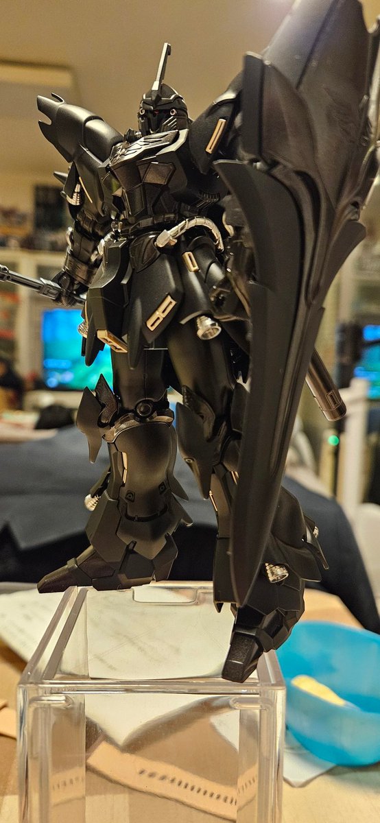 RX79_N_EFSF's tweet photo. またまたシナンジュ
今度は隠密ver.
つや消し&amp;メタリックで渋めに仕上げました。
#ガンプラ
#hguc
#シナンジュ
#色変えロマン https://t.co/6C03iCA9gi