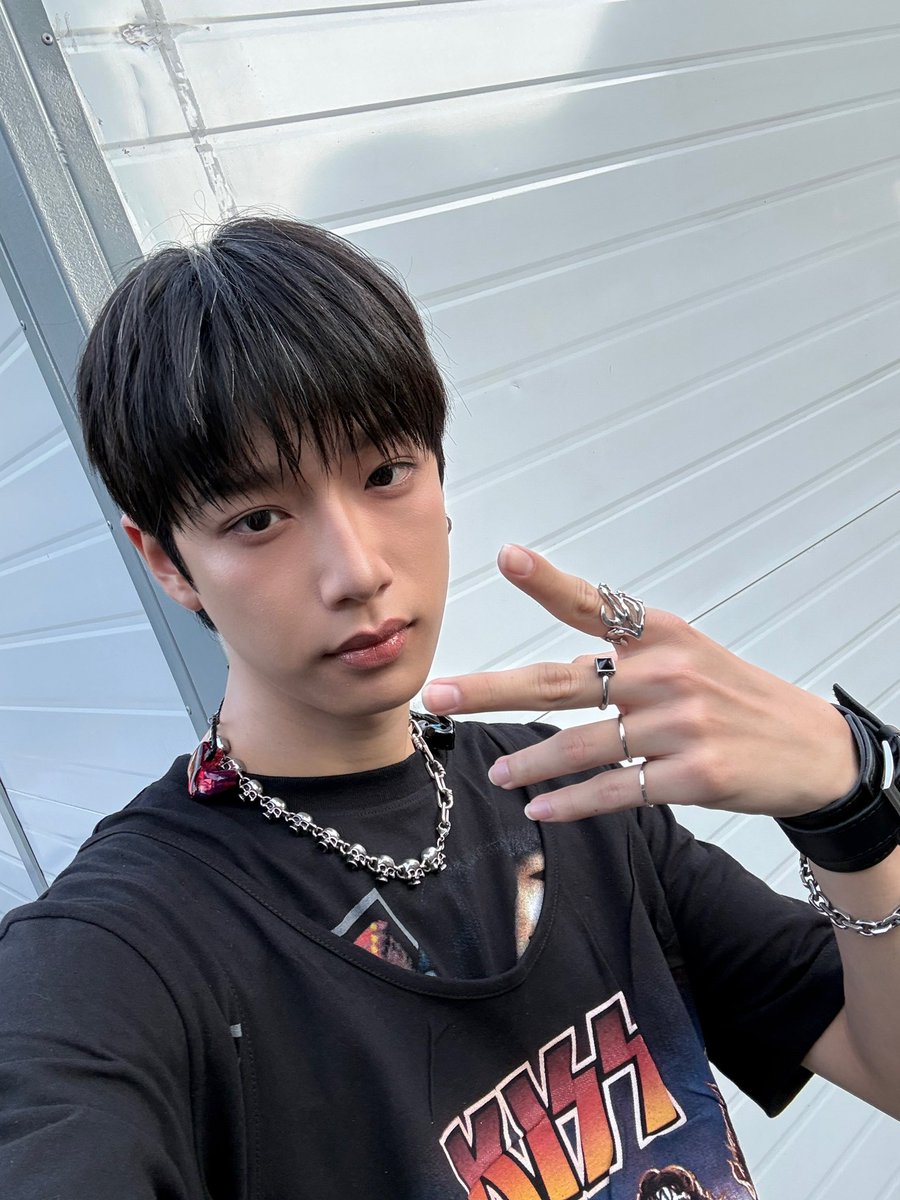 ネックス tweet media