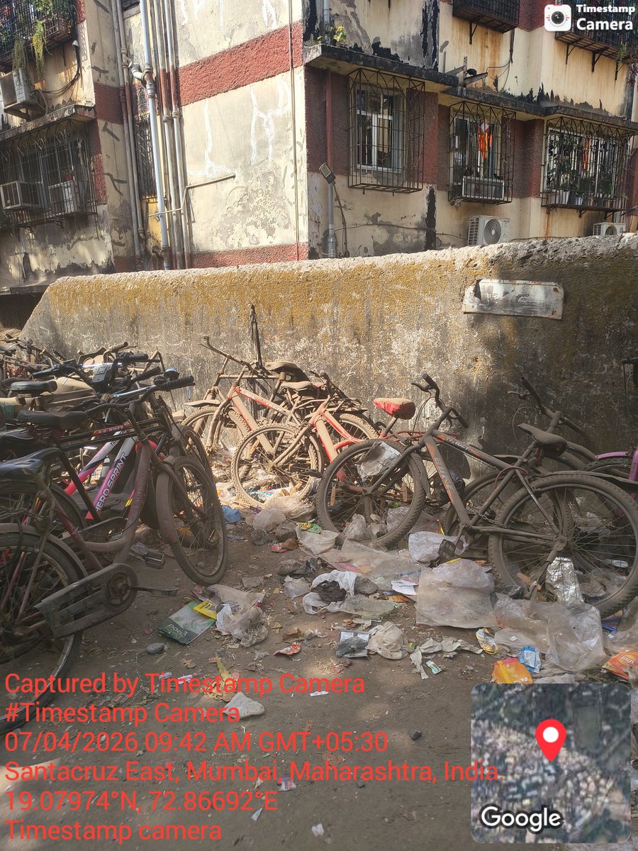 Guravdarshhn's tweet photo. @mybmc
@mybmcWardHE
लोकेशन: जांभळीपाडा कचरापेटी आदर्श नगर कालिना सांताक्रूझ पूर्व
समस्या: रस्त्यावर कचरा साचलेला आहे, दुर्गंधी येते. येण्या जाण्या साठी अडचण होत आहे.
फोटो: https://t.co/IVjpLRFbh5