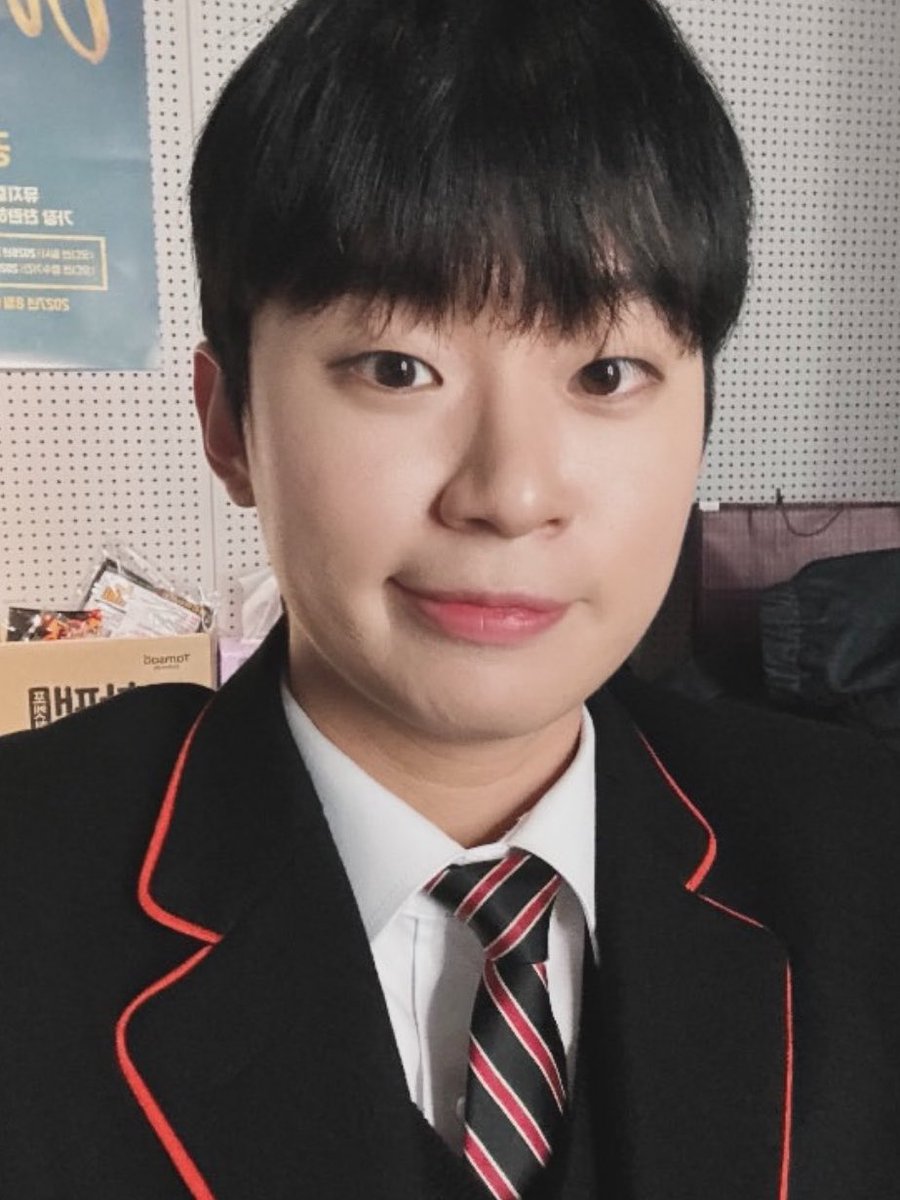 농담쮸 표정 볼 때마다 함박우슴 .. ◠‿◠