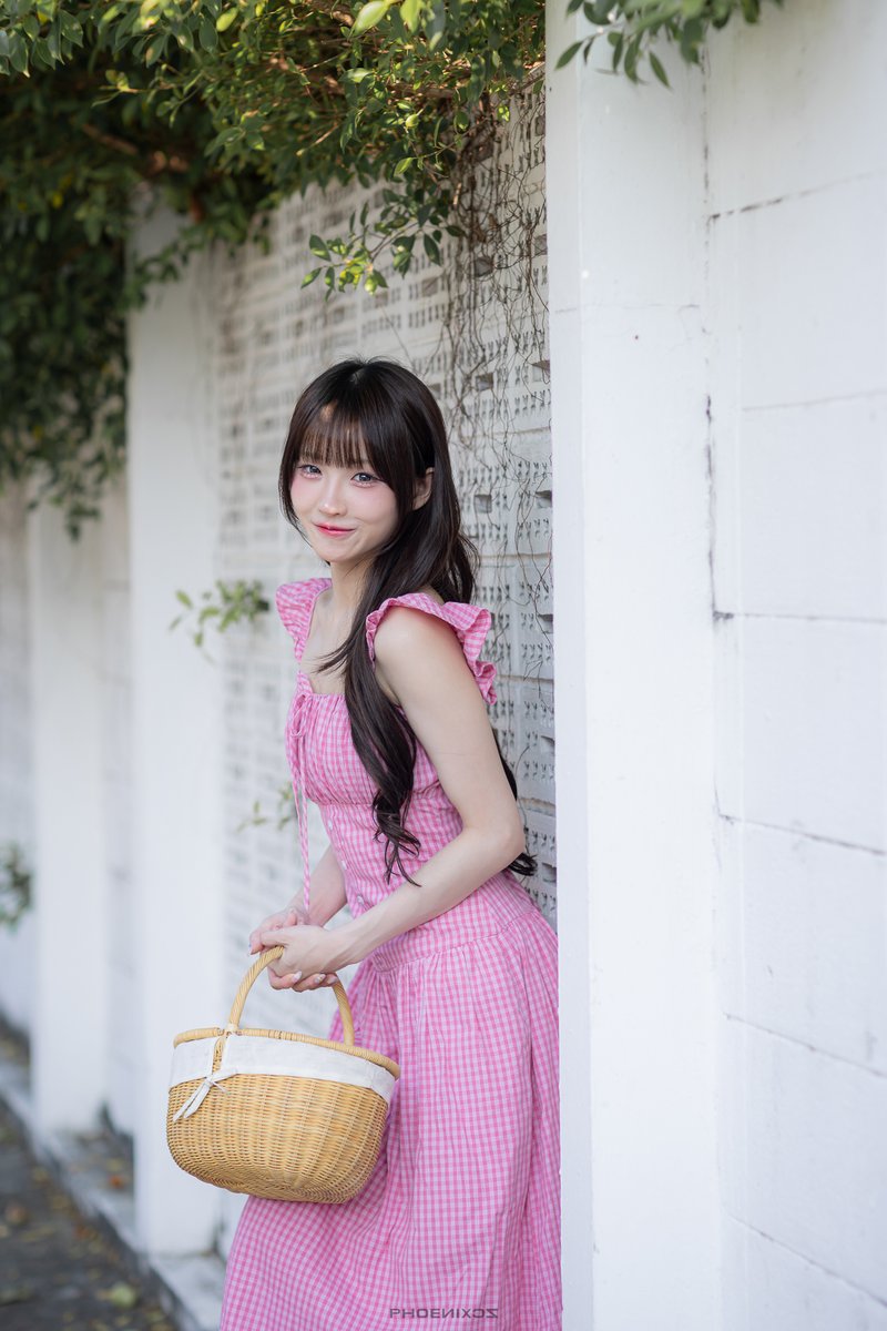 886 - Phoenixcz tweet media