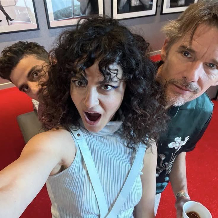 maria clara tweet media