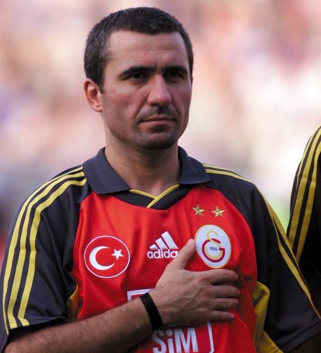 Hagi: "Dünya Kupası'nda gönlümüz Türkiye ile beraber."