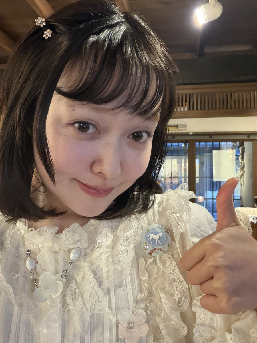 coyoplanet's tweet photo. 個展1日目とっても楽しかったです🥹🍀
沢山の出会いがあって、幸せを頂いて、頑張ろうって思えて、心いっぱいな1日でした！
明日と明後日もよかったら、遊びに来てくださいね🫶🏻😌 https://t.co/u4bhXOpJqm