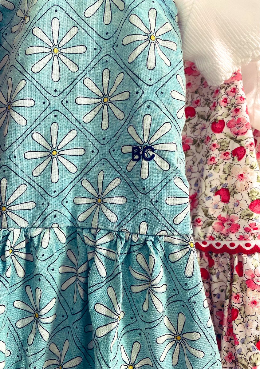 さとかなさんがYouTubeで言ってた「欧州ブランドは色出しが上手」は子ども服にもすごく感じる。CARAMEL、Amaia、BOBO、Moloとか系統は違えどみんな絶妙に「その色！」てなるもんな🤔