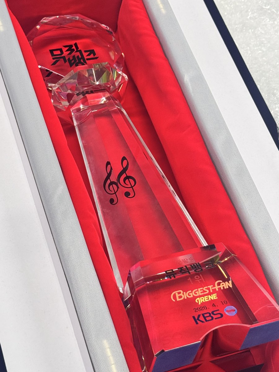 Red Velvet tweet media