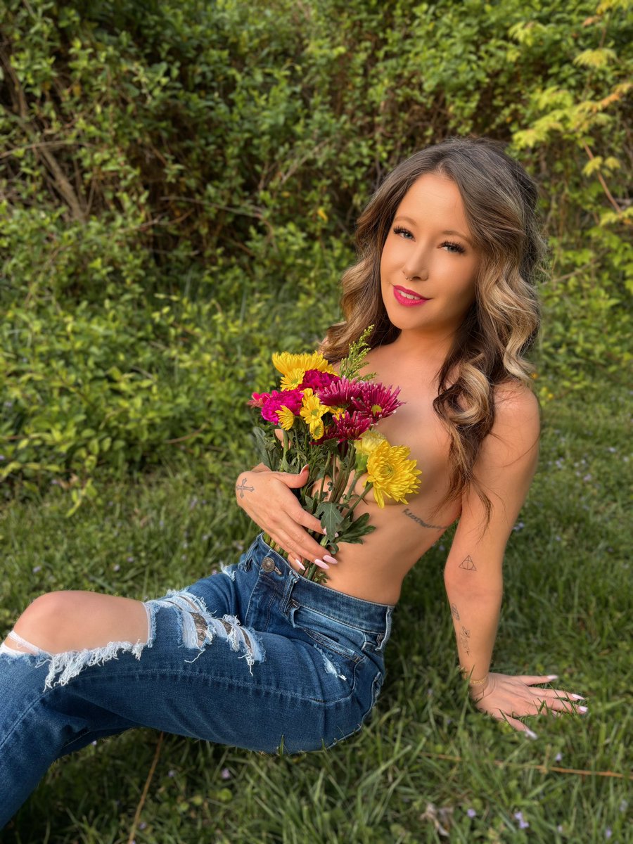 𝖆𝖑𝖑𝖎𝖊 ⚡️ tweet media