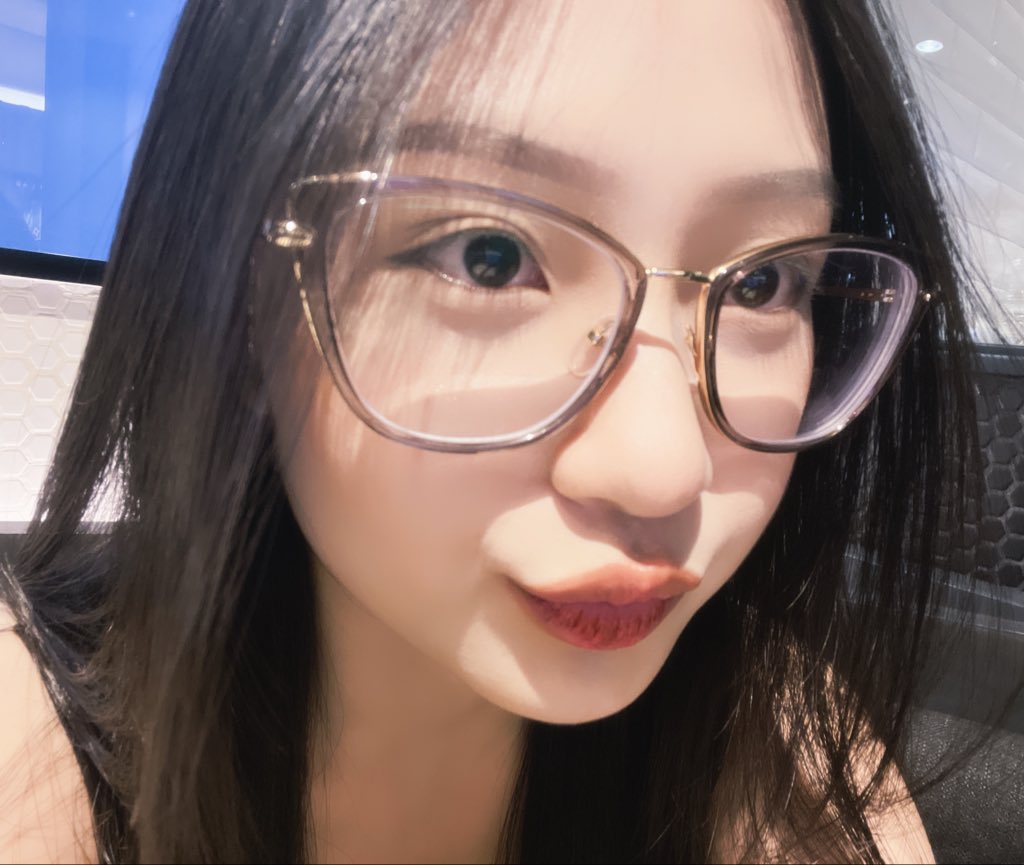 Mikaela Kusjanto tweet media